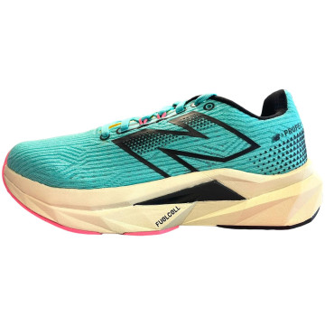 New Balance FuelCell Propel v5